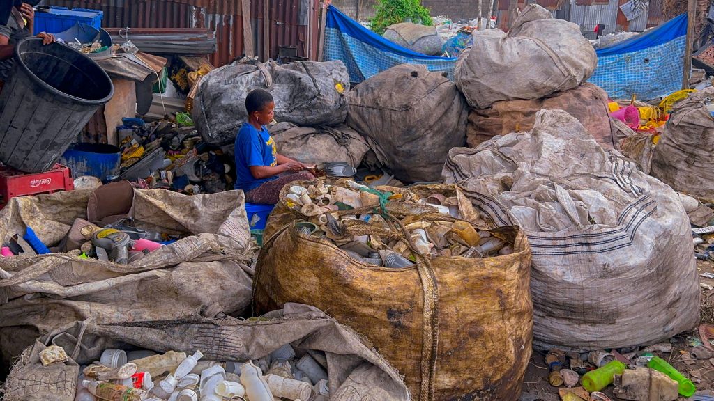 Building a Circular Economy : The Future of Waste Management and Sustainability in Nigeria